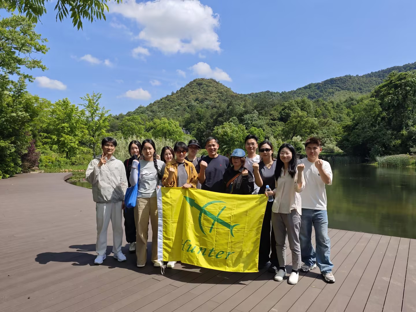 Gunung Mengingat, Angin Mengingat, Kita Ingat: Anji Team Building – Sebuah Kelompok Melampaui Lebih Dari Satu Orang Sendirian